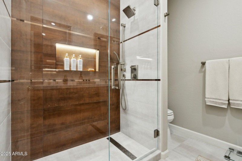 46-web-or-mls-4601-w-flint-st