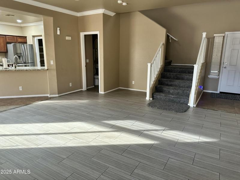 20251116_225615787_iOS