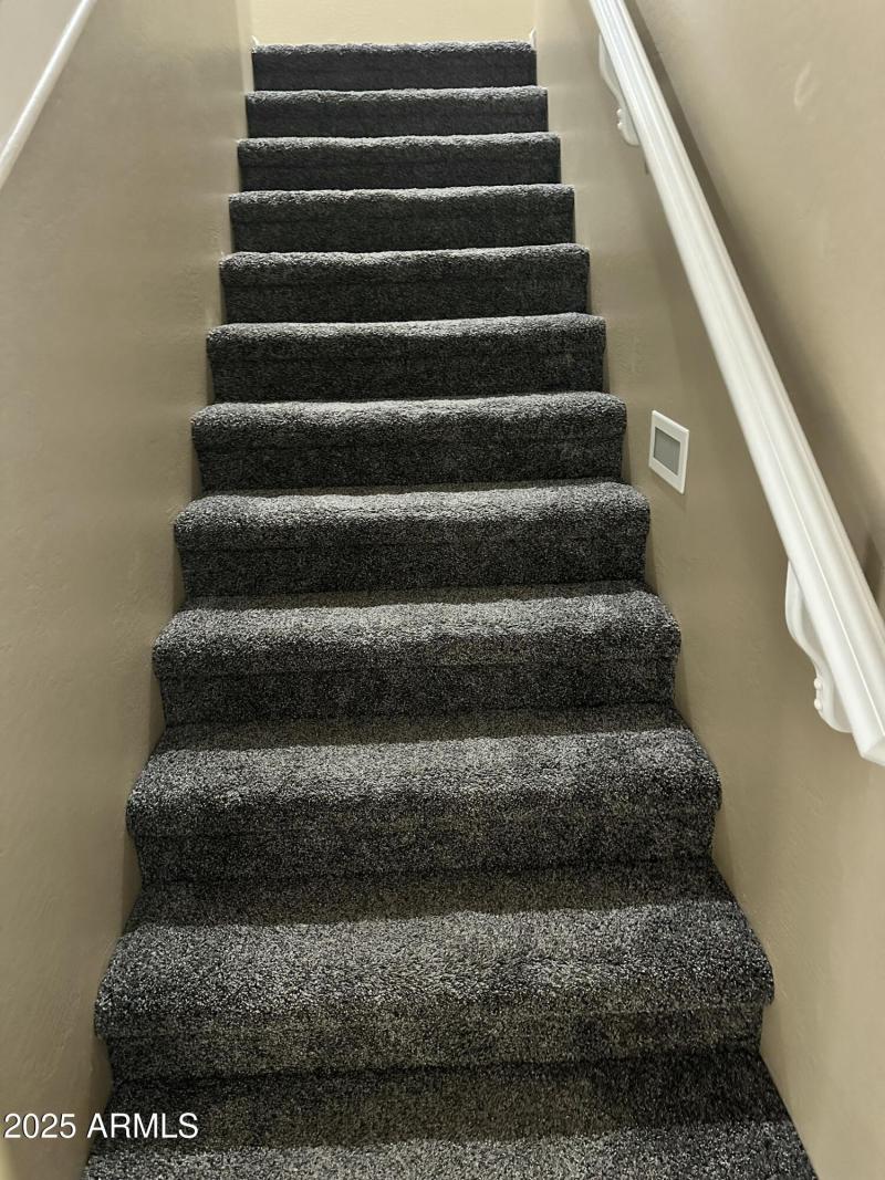 20251116_225632433_iOS