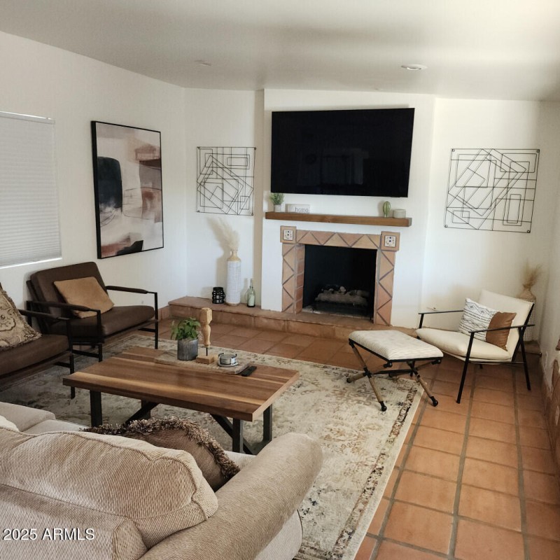 5418EYolanthaSt_62959_4