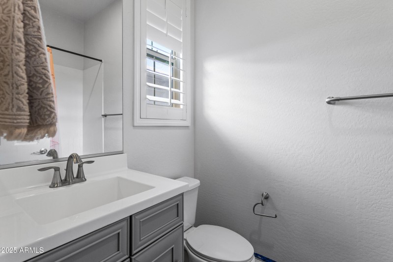 12090 W Peak View Rd-23