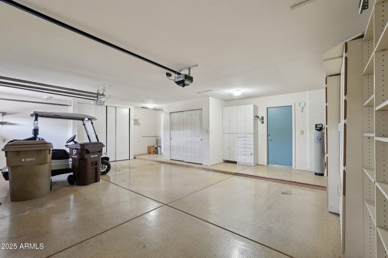 25-web-or-mls-N 86th Dr-S1811-025