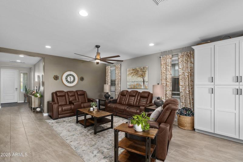 10-12381-Ballentine-Rd-10