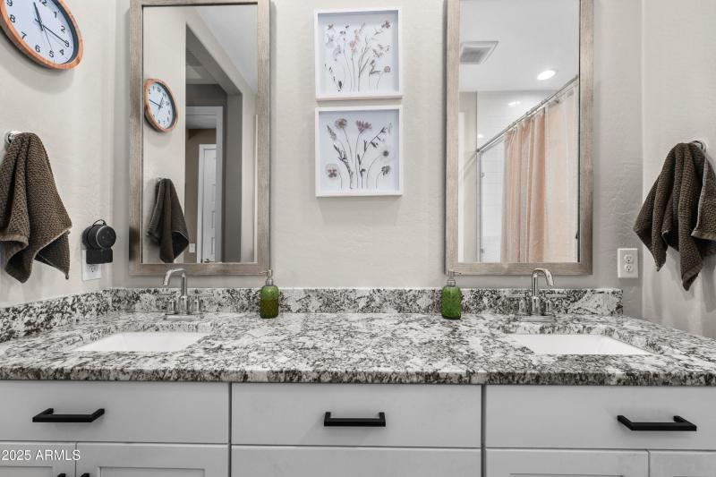 26-12381-Ballentine-Rd-26