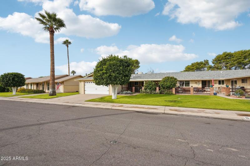 7-web-or-mls-N 109th Dr-S1611-007