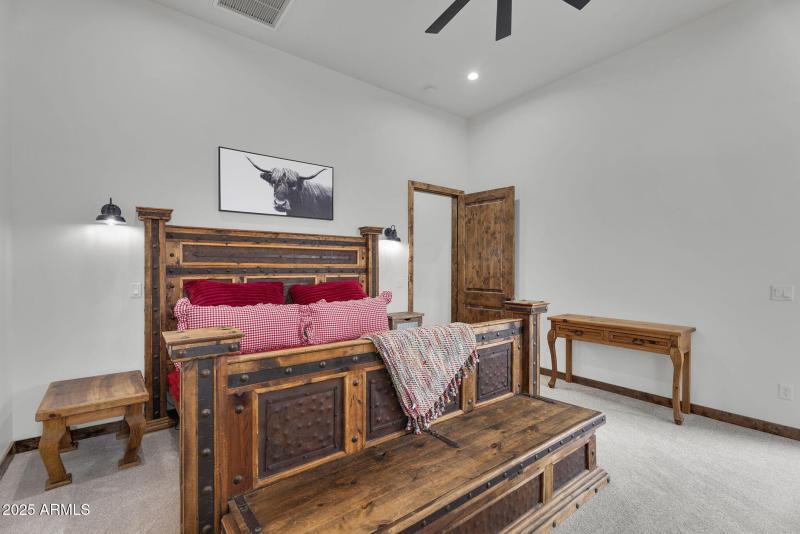 27-web-or-mls-2304 W Silverdale Rd-30