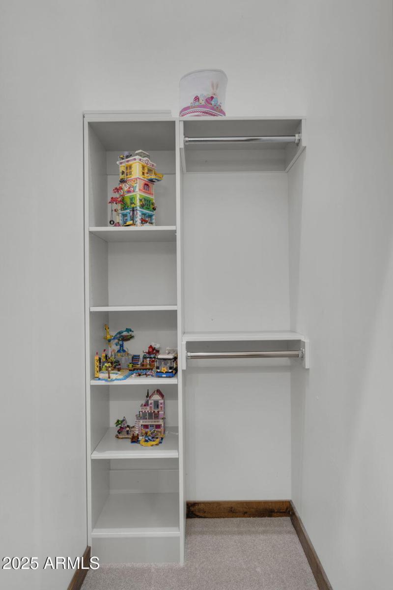 44-web-or-mls-2304 W Silverdale Rd-49