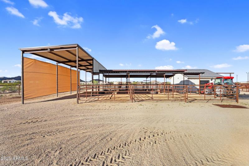 64-web-or-mls-2304 W Silverdale Rd-69