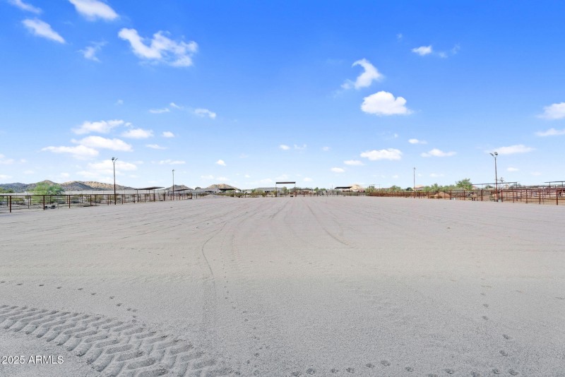 67-web-or-mls-2304 W Silverdale Rd-71