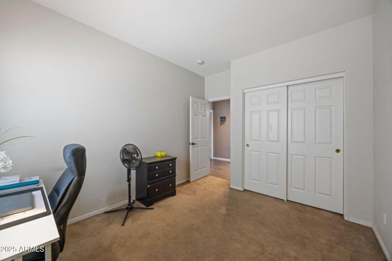 24-web-or-mls-12830-w-fairmount-ave