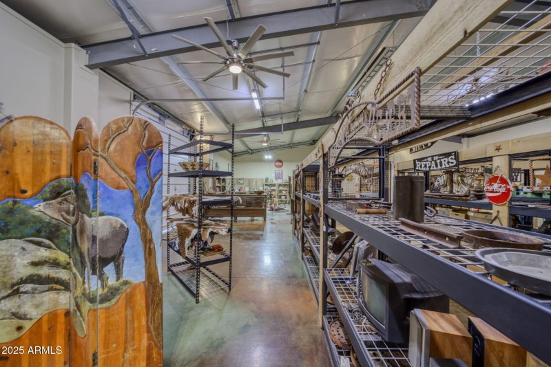 30-web-or-mls-864 W Main St-27