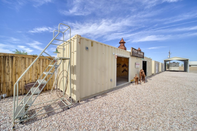 37-web-or-mls-864 W Main St-34