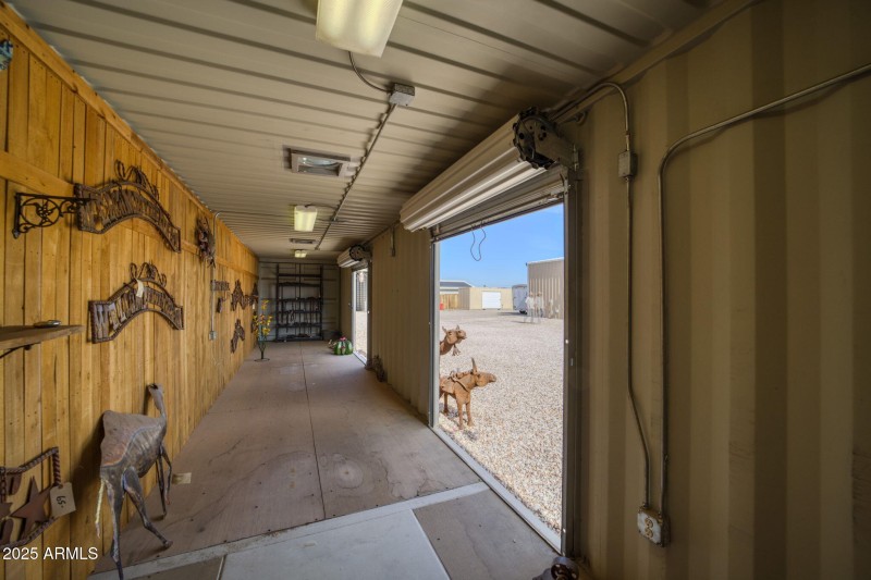 39-web-or-mls-864 W Main St-36