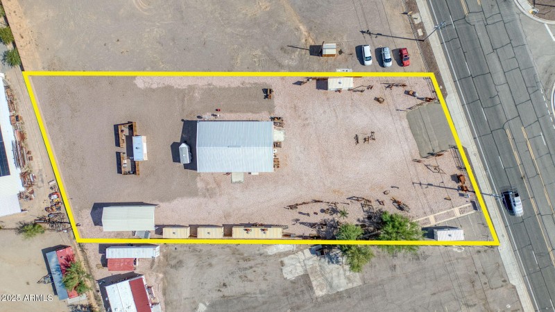 86-web-or-mls-864 W Main St-61m