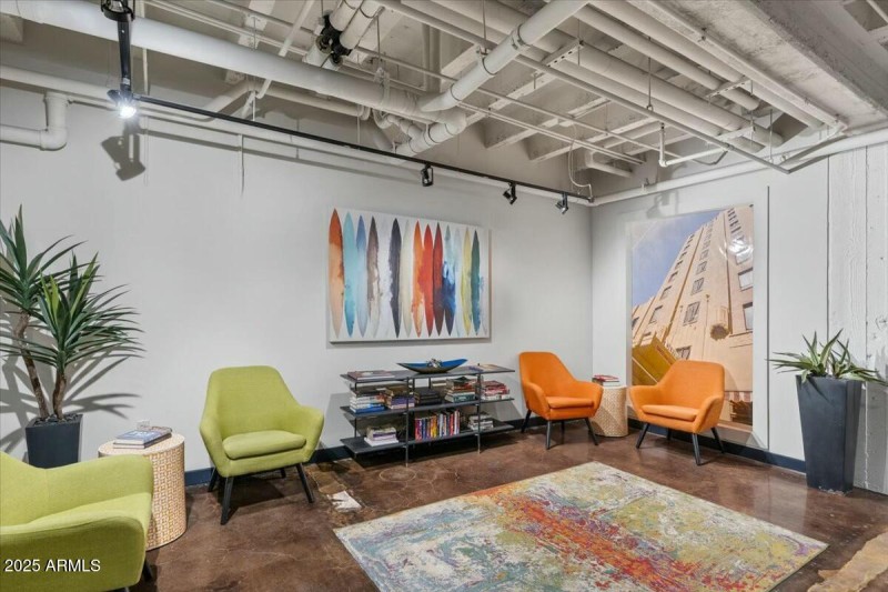 Entertaining Space in Clubhouse