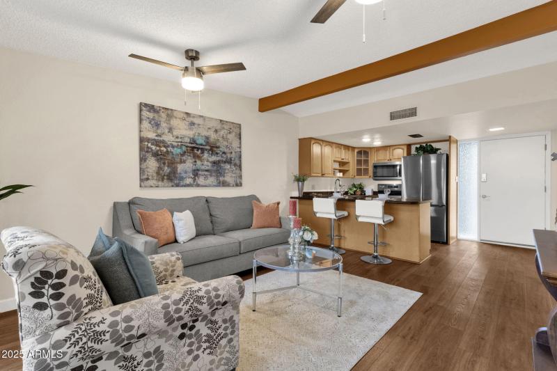 15-web-or-mls-16819-e-gunsight-dr-a3