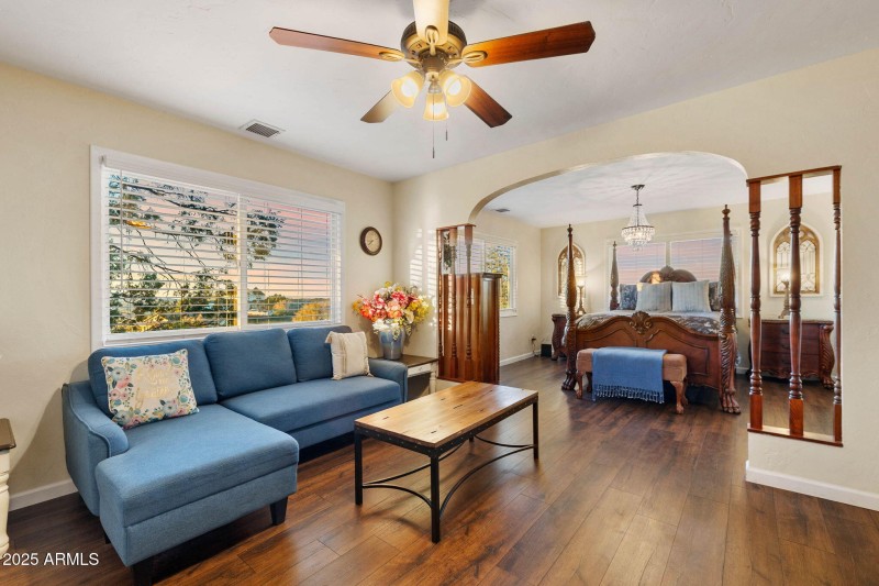 33-Primary Bedroom TW (3)