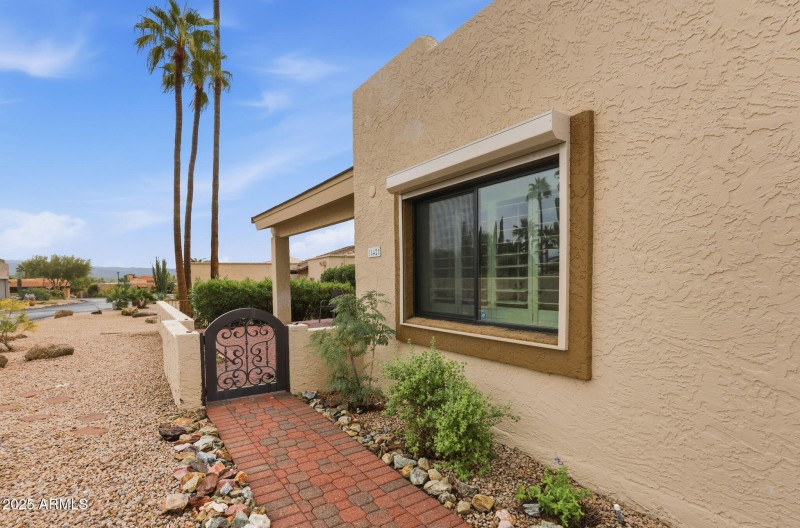 5-web-or-mls-18421 N Sierra Vereda Rio V