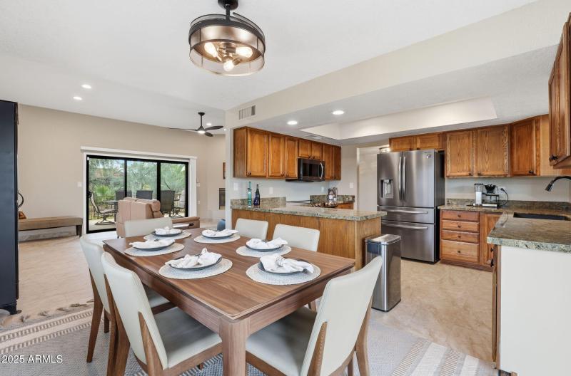 15-web-or-mls-18421 N Sierra Vereda Rio