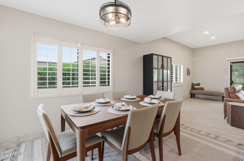 17-web-or-mls-18421 N Sierra Vereda Rio