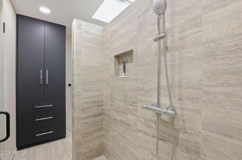 43-web-or-mls-18421 N Sierra Vereda Rio