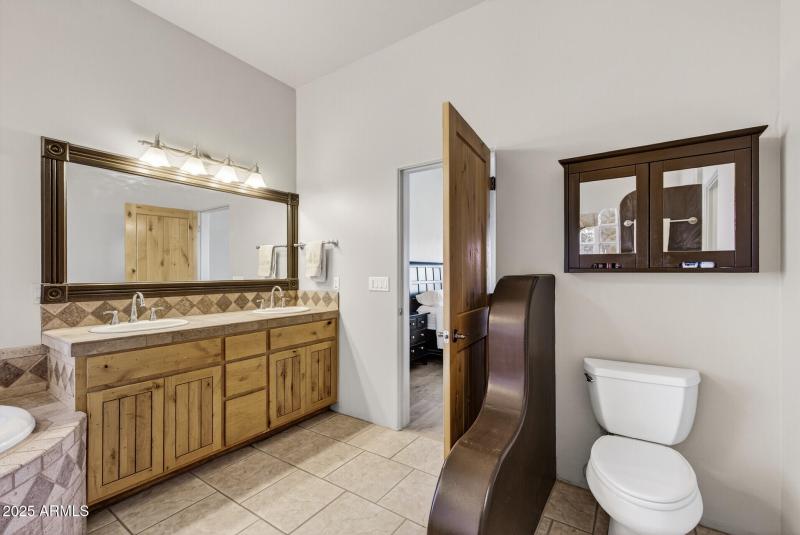 28_14041_E_Bajada_Dr28_mls