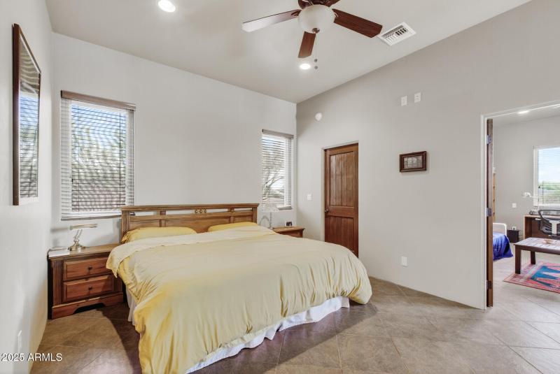 41_14041_E_Bajada_Dr41_mls