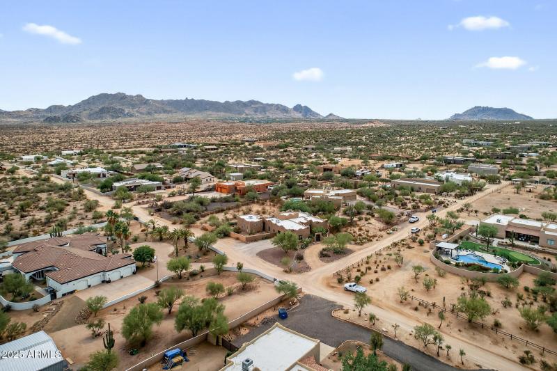 78_14041_E_Bajada_Dr78_mls