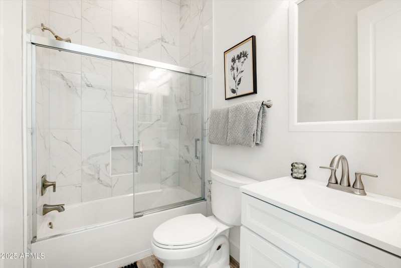 Downstairs Full Bath