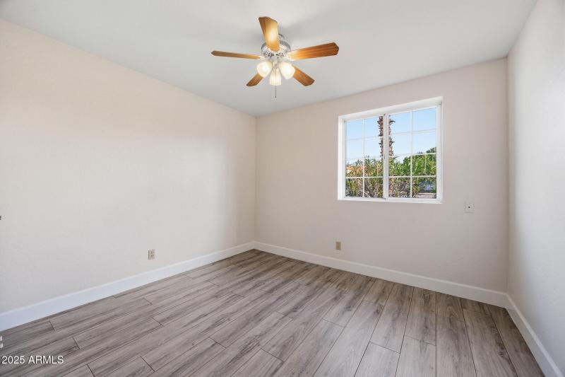 Downstairs Bedroom 1