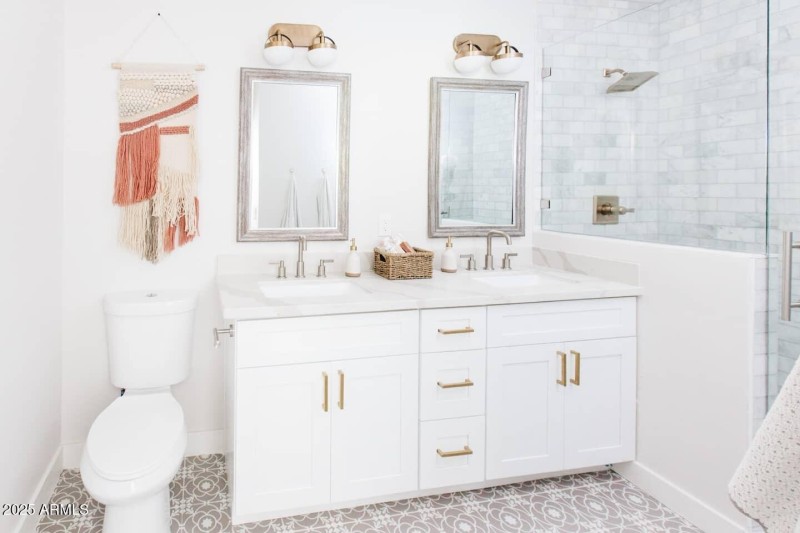 Split- Guest Suite with Ensuite