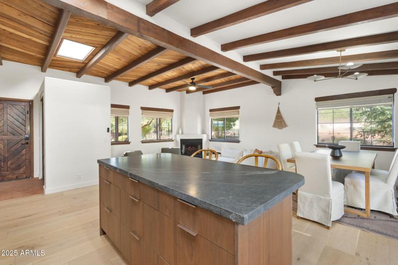 35-web-or-mls-DSC08209 copy