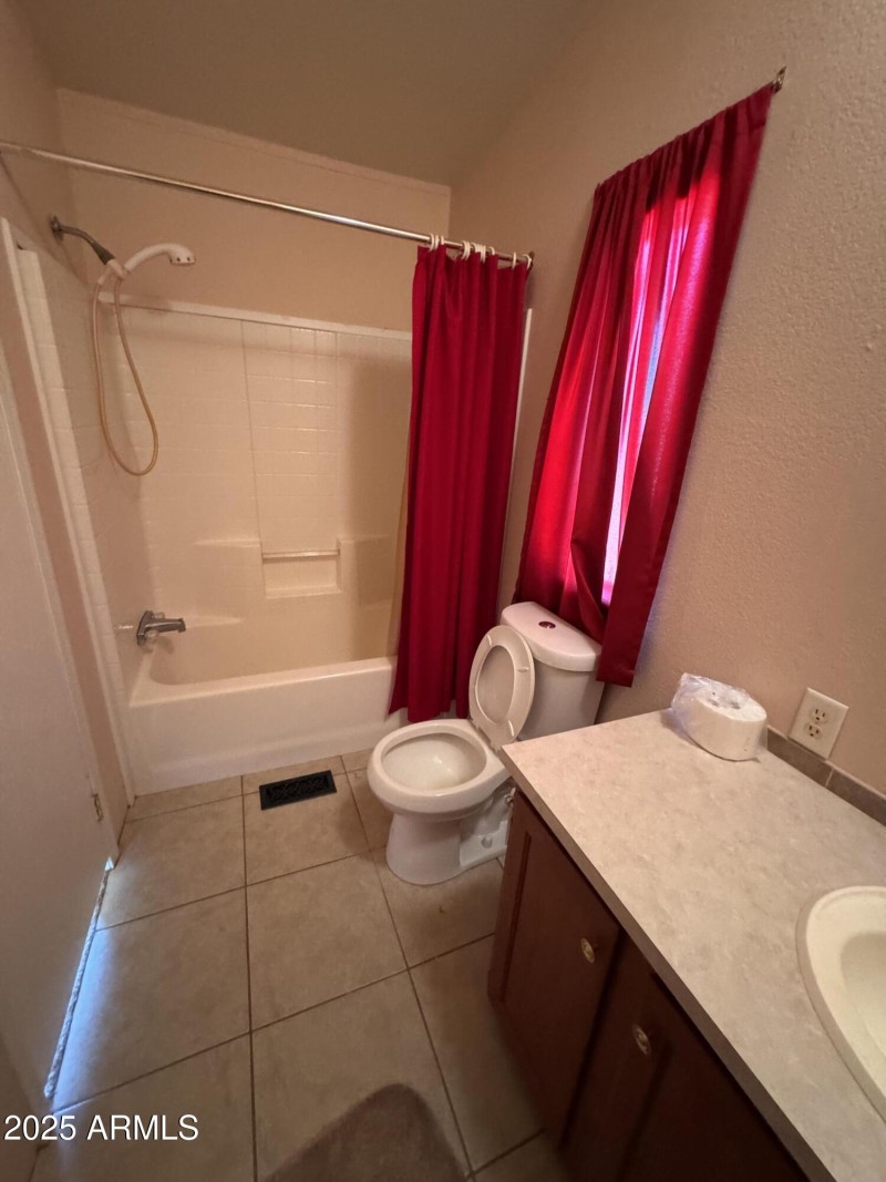 2nd bathroom
