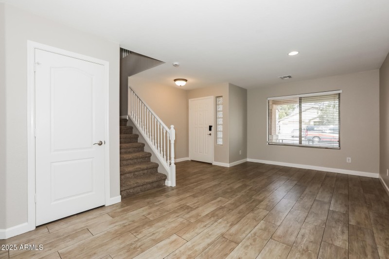 005-photo-living-room-14927073