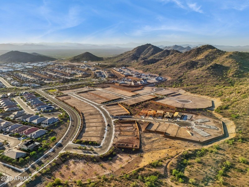 4-web-or-mls-6794-w-spur-dr