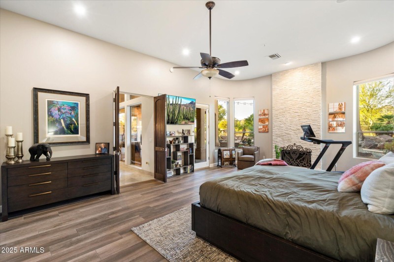 Luxurious Primary Retreat