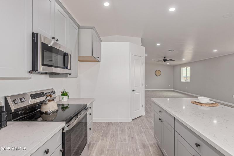 130 S 352nd Dr Tonopah, AZ 85354