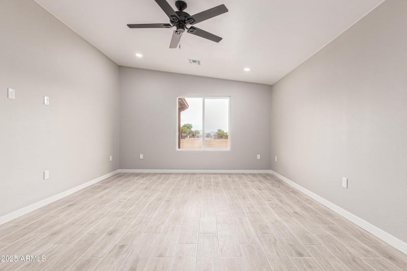 130 S 352nd Dr Tonopah, AZ 85354