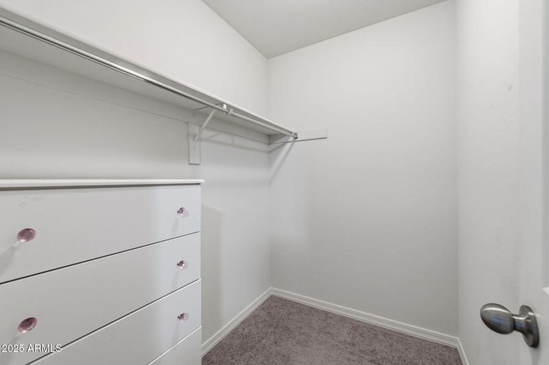 43-web-or-mls-45433 W Sandhill Rd-43