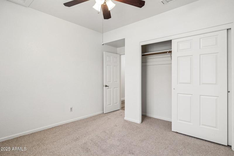 34-web-or-mls-9857-e-windrose-dr