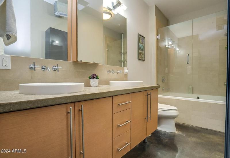 Screen Shot 2024-11-22 at 3.18.55 PM