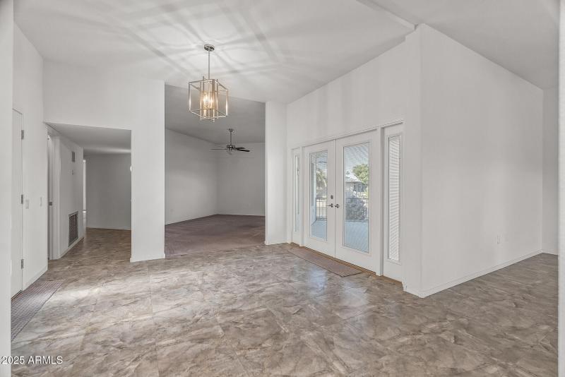 11_17841_N_Willowbrook11_mls