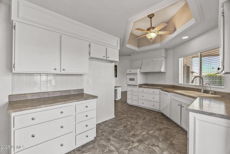 22_17841_N_Willowbrook20_mls