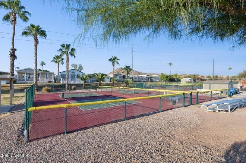 20251003133408687221000000-o