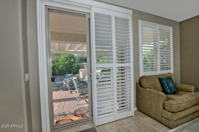 4340 N Princeton Dr Florence-large-020-0