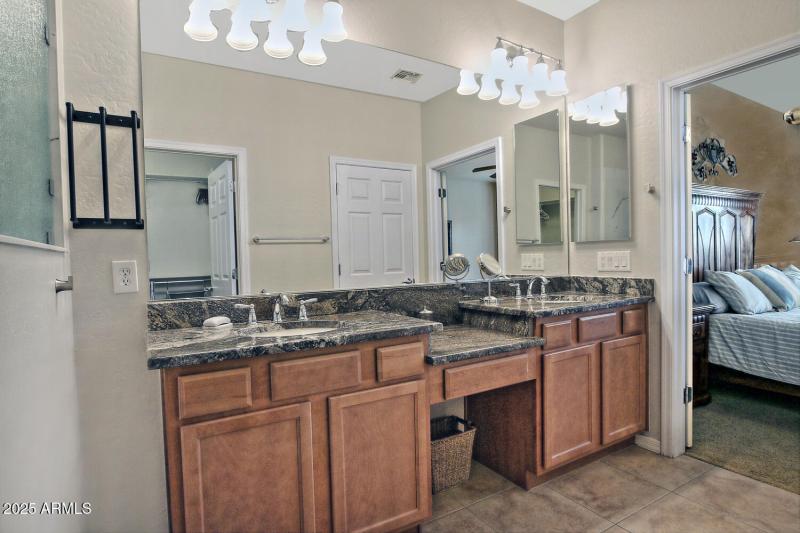 4340 N Princeton Dr Florence-large-031-0