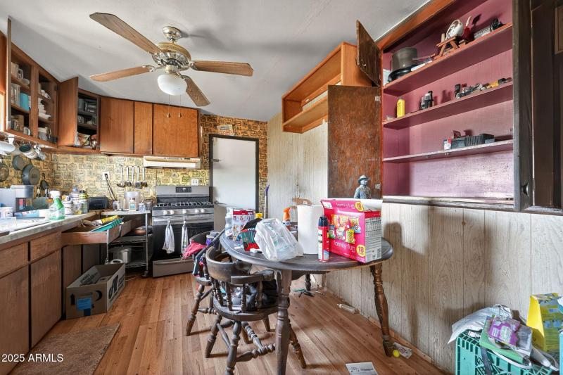 09_198_Randall_Ave_Winkelman_AZ_85192_US