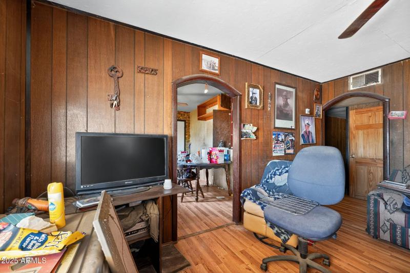 26_198_Randall_Ave_Winkelman_AZ_85192_US