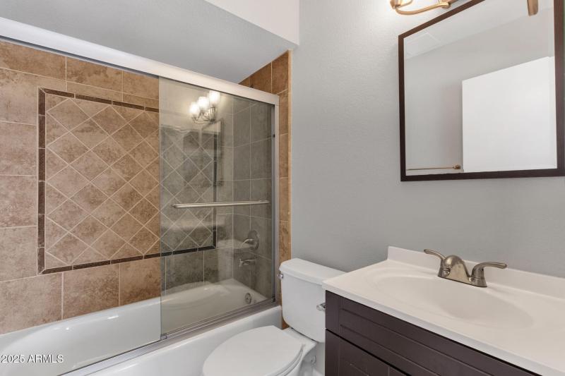 026_2nd Ensuite Bathroom