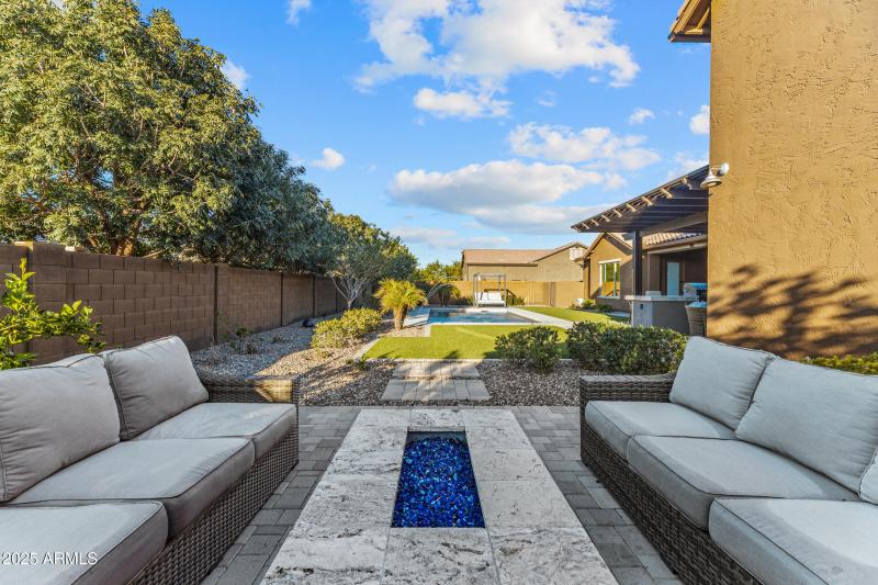 21978 E Aspen Valley Dr-47